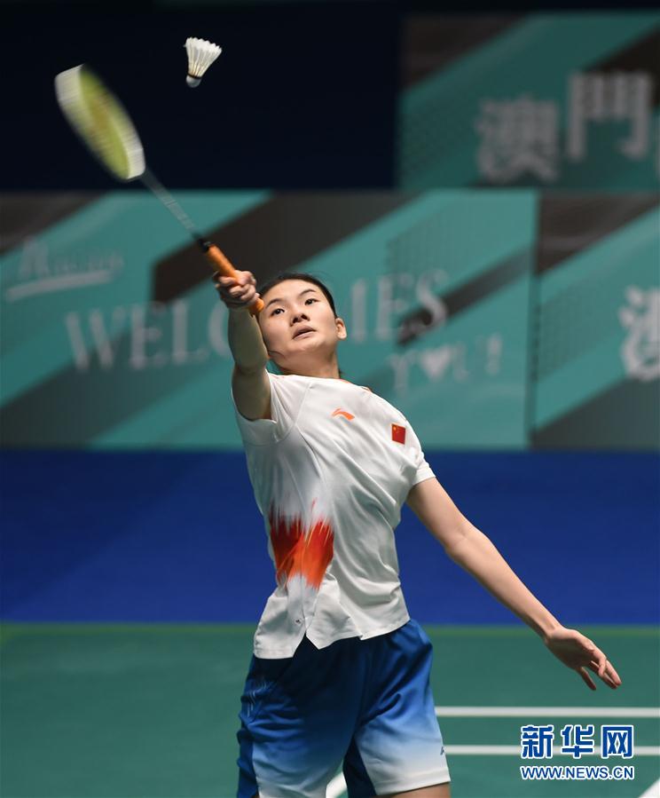 更彰显了他 更彰显了他