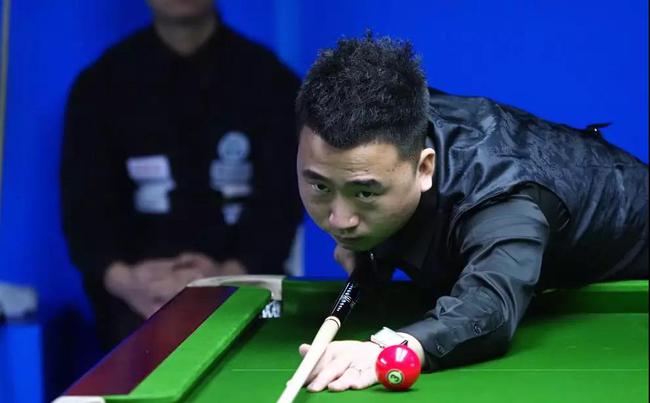 画面中脚趾 画面中脚趾